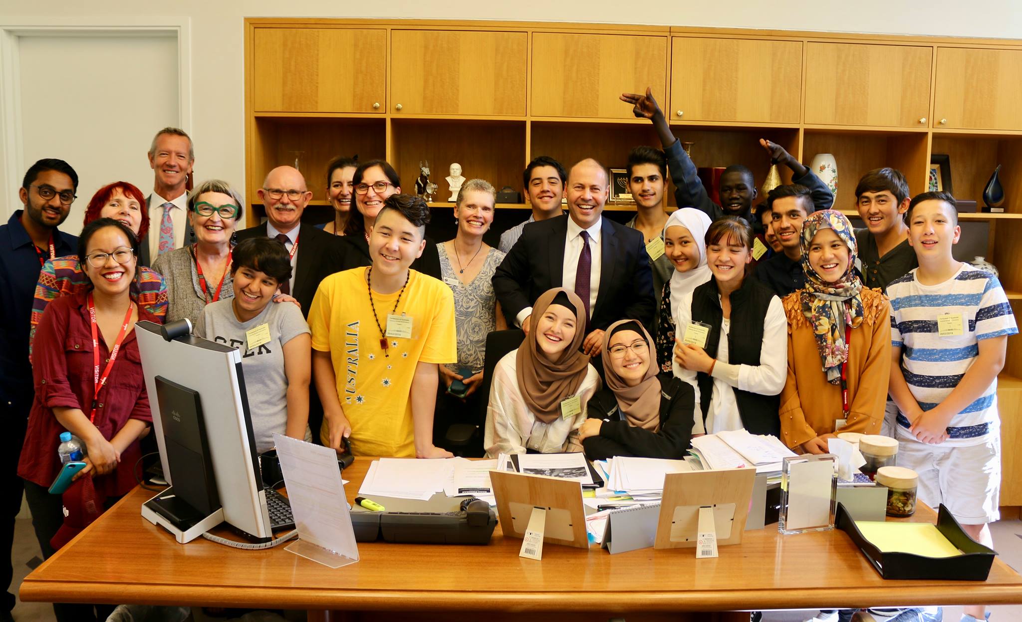 A member of parliament with students from the Treehouse Theatre in Parliament House.