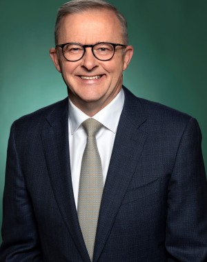 Portrait of The Hon Anthony Albanese MP
